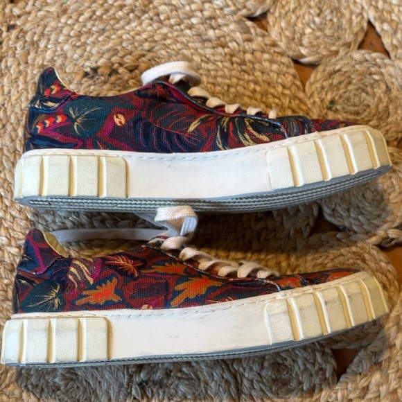 FARM RIO Womens Sunset Forest Platform Sneaker EU 39 - 8 8.5 US - Picture 7 of 11